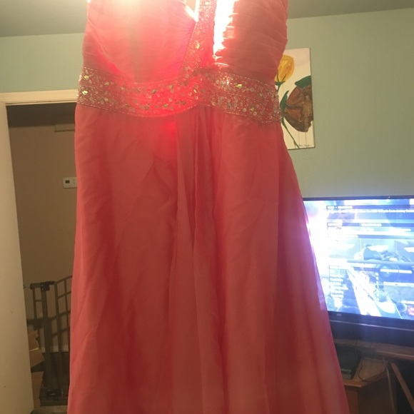 Size 2 Alyssa’s bridal prom dress - Picture 3 of 7